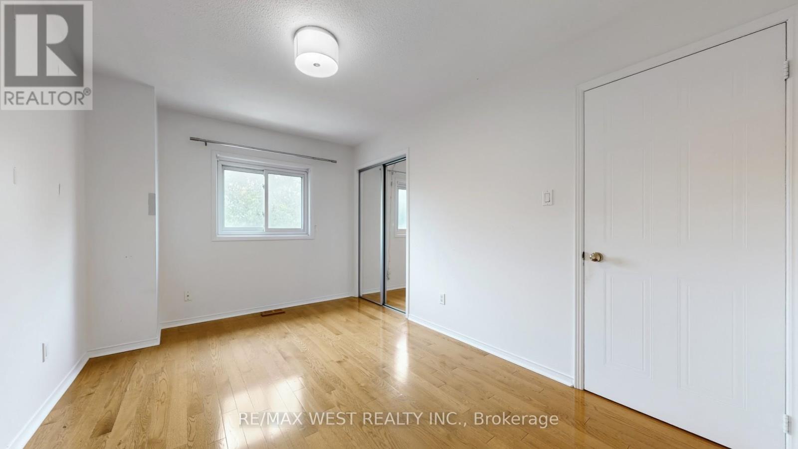 7147 Harding Crescent, Mississauga, Ontario  L5N 5P5 - Photo 16 - W12451330