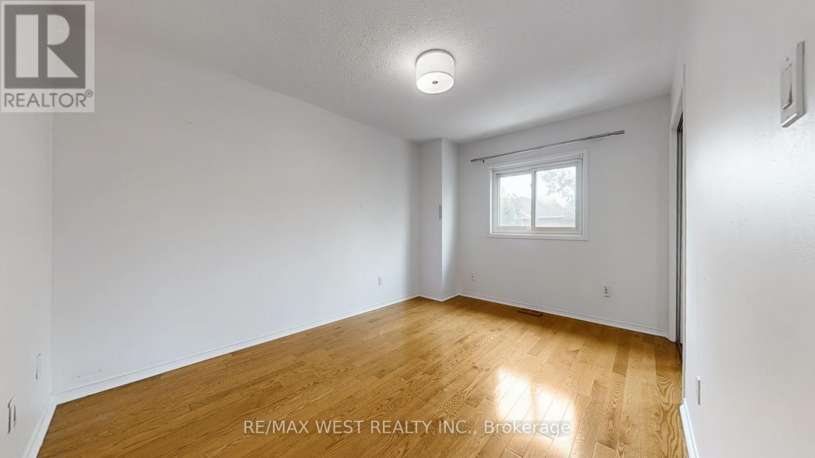 7147 Harding Crescent, Mississauga, Ontario  L5N 5P5 - Photo 17 - W12451330
