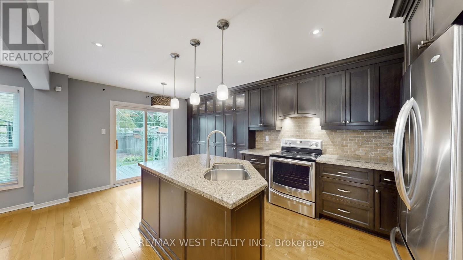 7147 Harding Crescent, Mississauga, Ontario  L5N 5P5 - Photo 8 - W12451330
