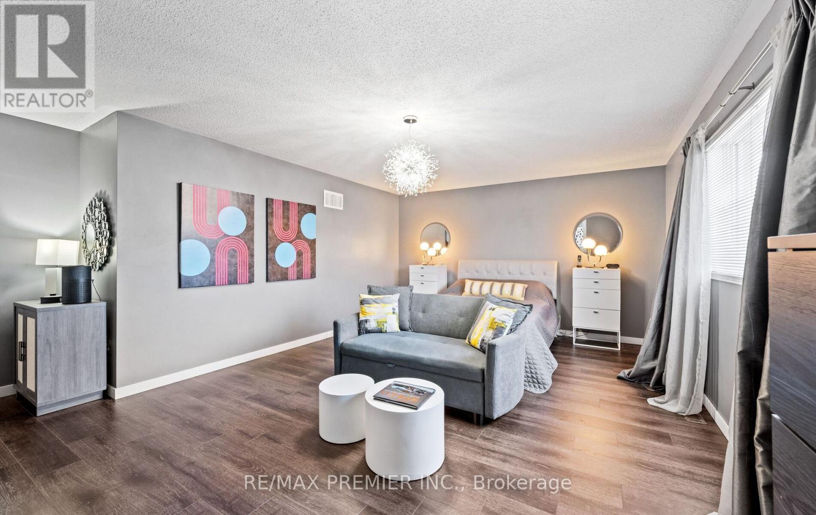 49 Fallstar Crescent, Brampton, Ontario  L7A 2J7 - Photo 21 - W12451349