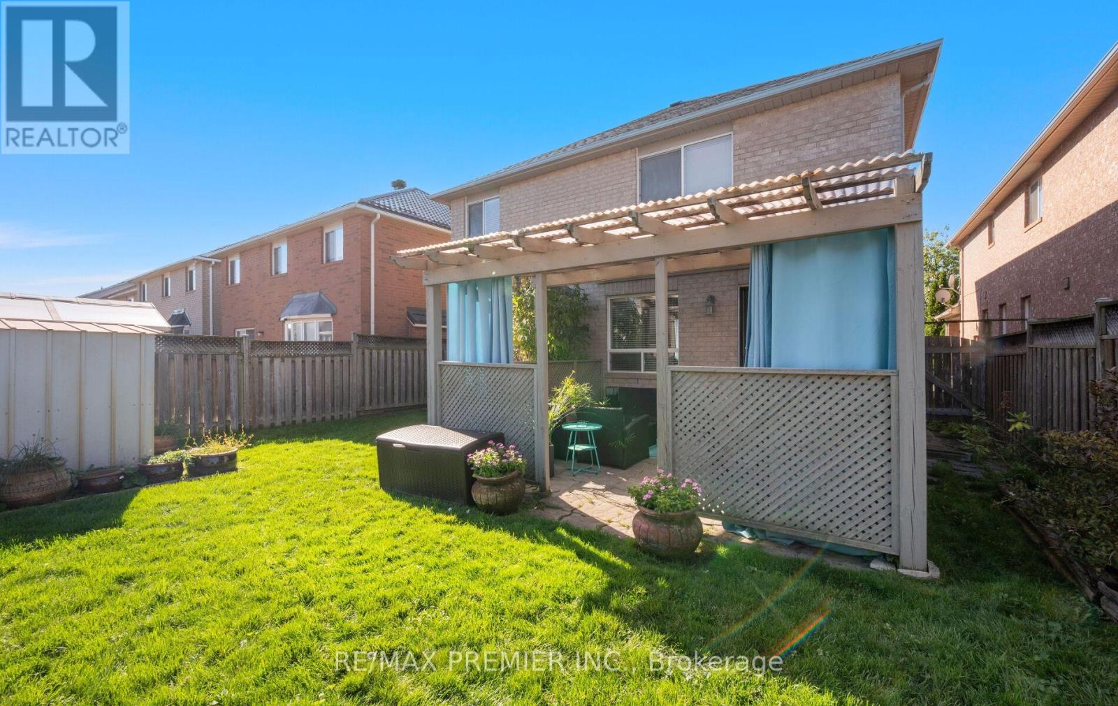 49 Fallstar Crescent, Brampton, Ontario  L7A 2J7 - Photo 30 - W12451349