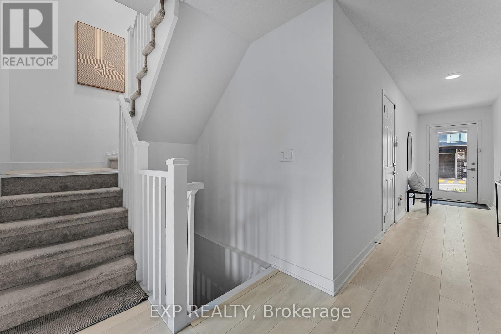 90 - 1121 Cooke Boulevard, Burlington, Ontario  L7T 0C4 - Photo 30 - W12451357