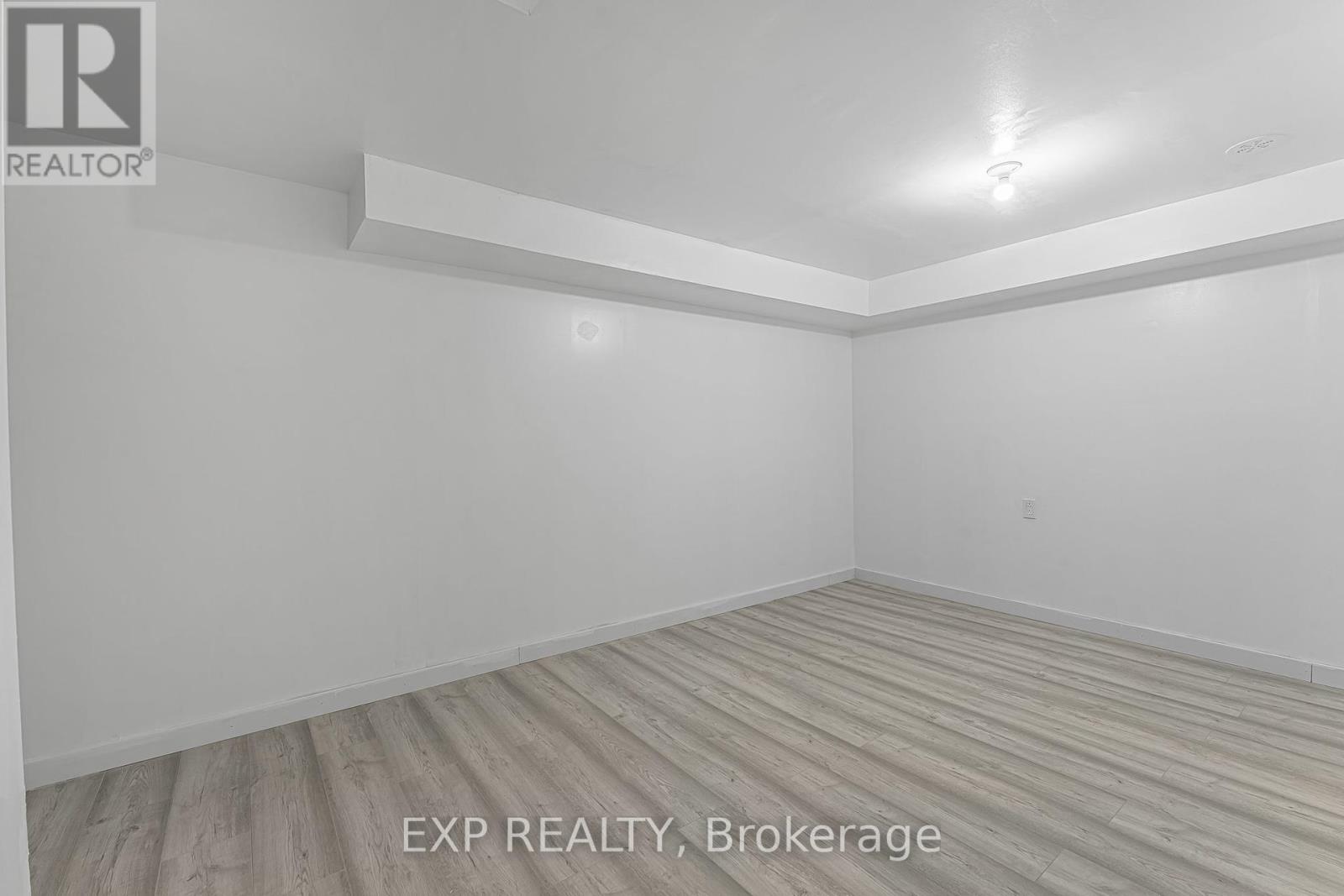 90 - 1121 Cooke Boulevard, Burlington, Ontario  L7T 0C4 - Photo 42 - W12451357