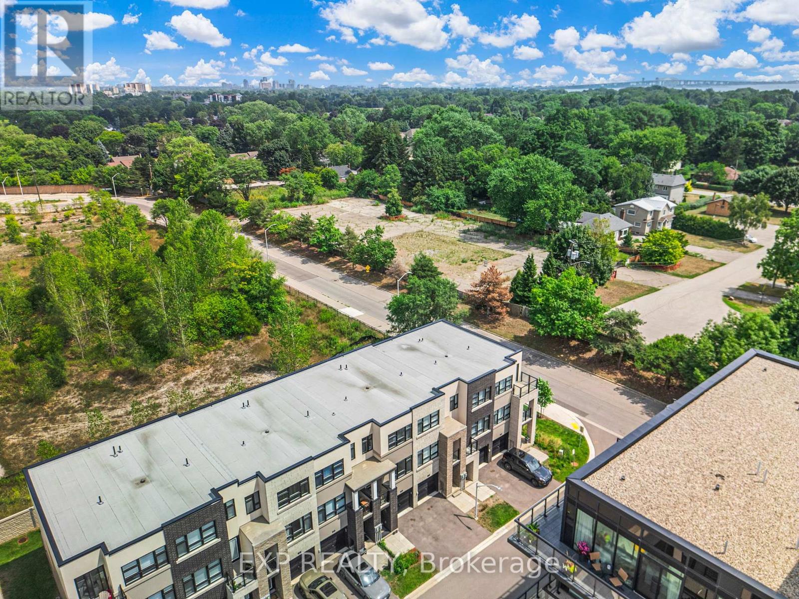 90 - 1121 Cooke Boulevard, Burlington, Ontario  L7T 0C4 - Photo 49 - W12451357