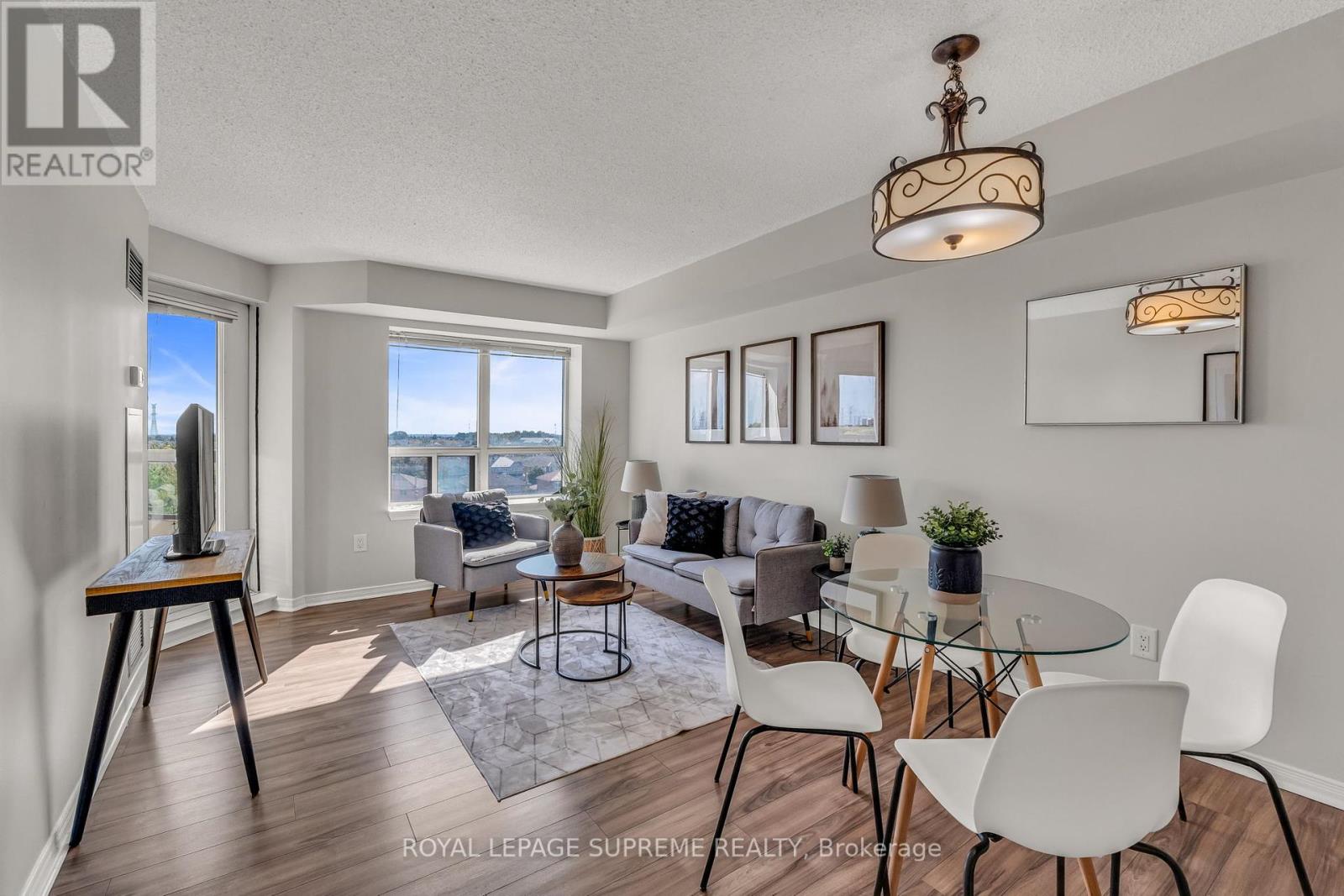 601 - 300 Ray Lawson Boulevard, Brampton (Fletcher's Creek South), Ontario  L6Y 5H5 - Photo 5 - W12451375