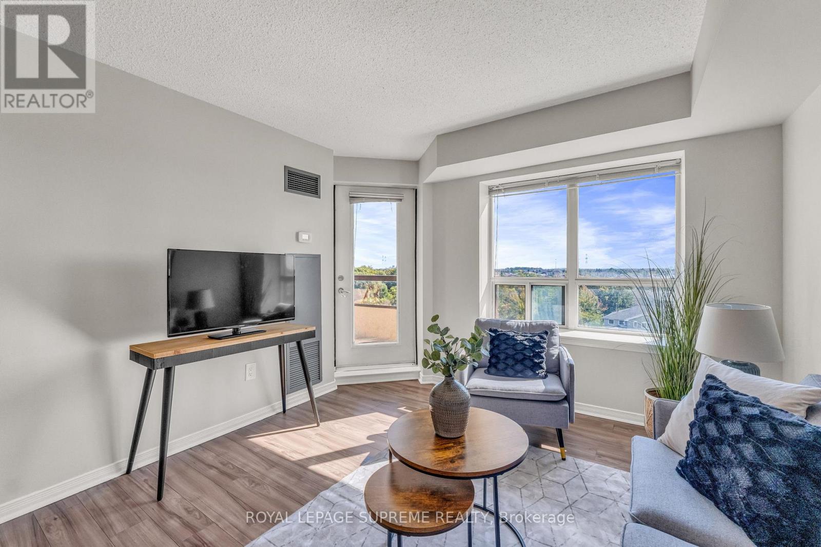 601 - 300 Ray Lawson Boulevard, Brampton (Fletcher's Creek South), Ontario  L6Y 5H5 - Photo 8 - W12451375
