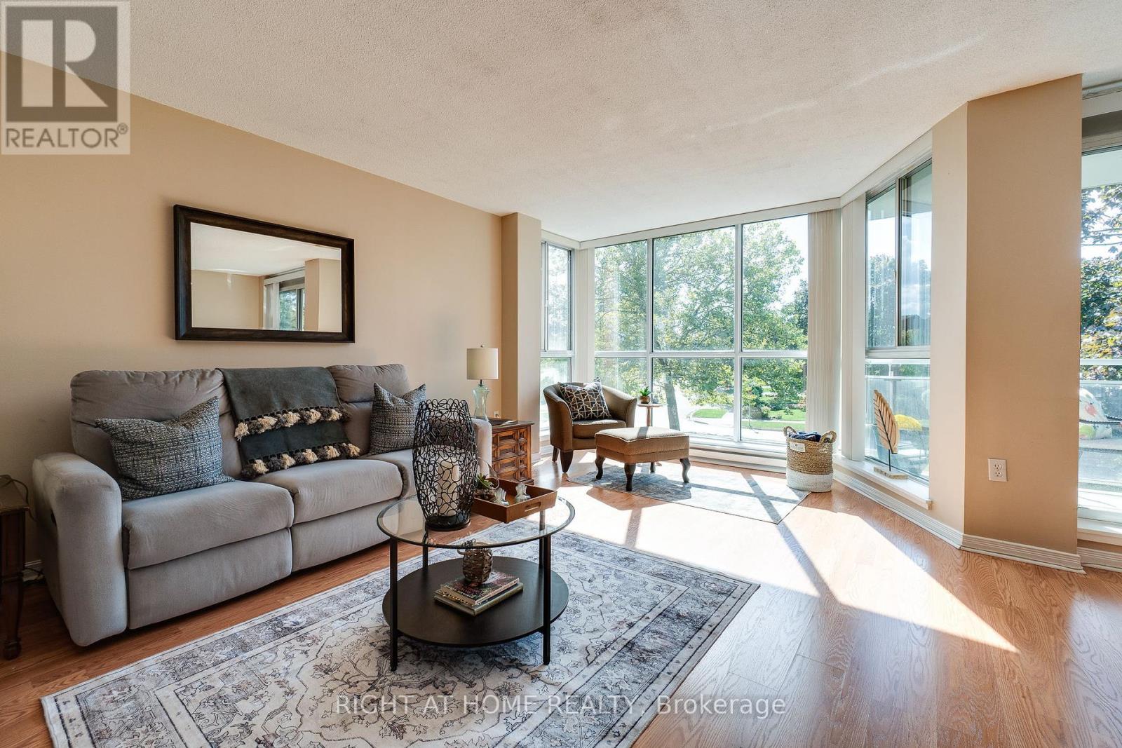202 - 1071 Queens Avenue, Oakville (Cp College Park), Ontario  L6H 2R5 - Photo 10 - W12451377