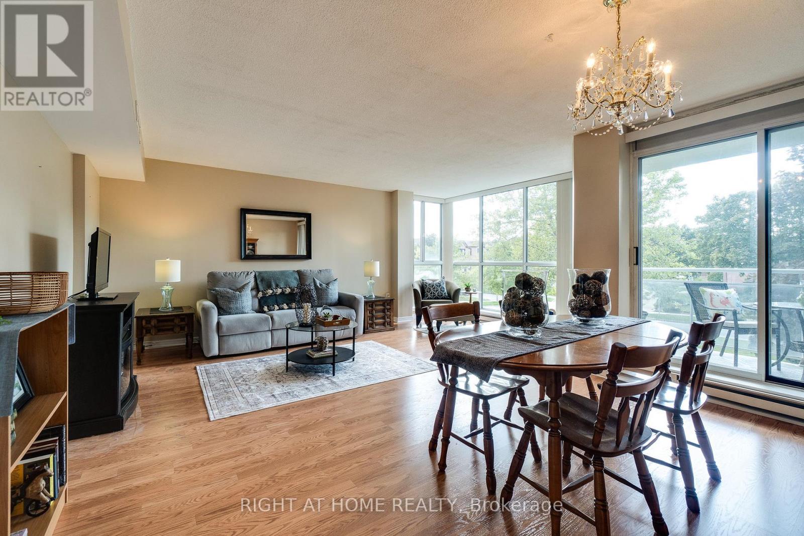 202 - 1071 Queens Avenue, Oakville (Cp College Park), Ontario  L6H 2R5 - Photo 18 - W12451377
