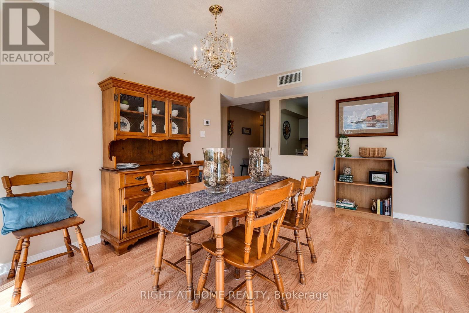 202 - 1071 Queens Avenue, Oakville (Cp College Park), Ontario  L6H 2R5 - Photo 23 - W12451377
