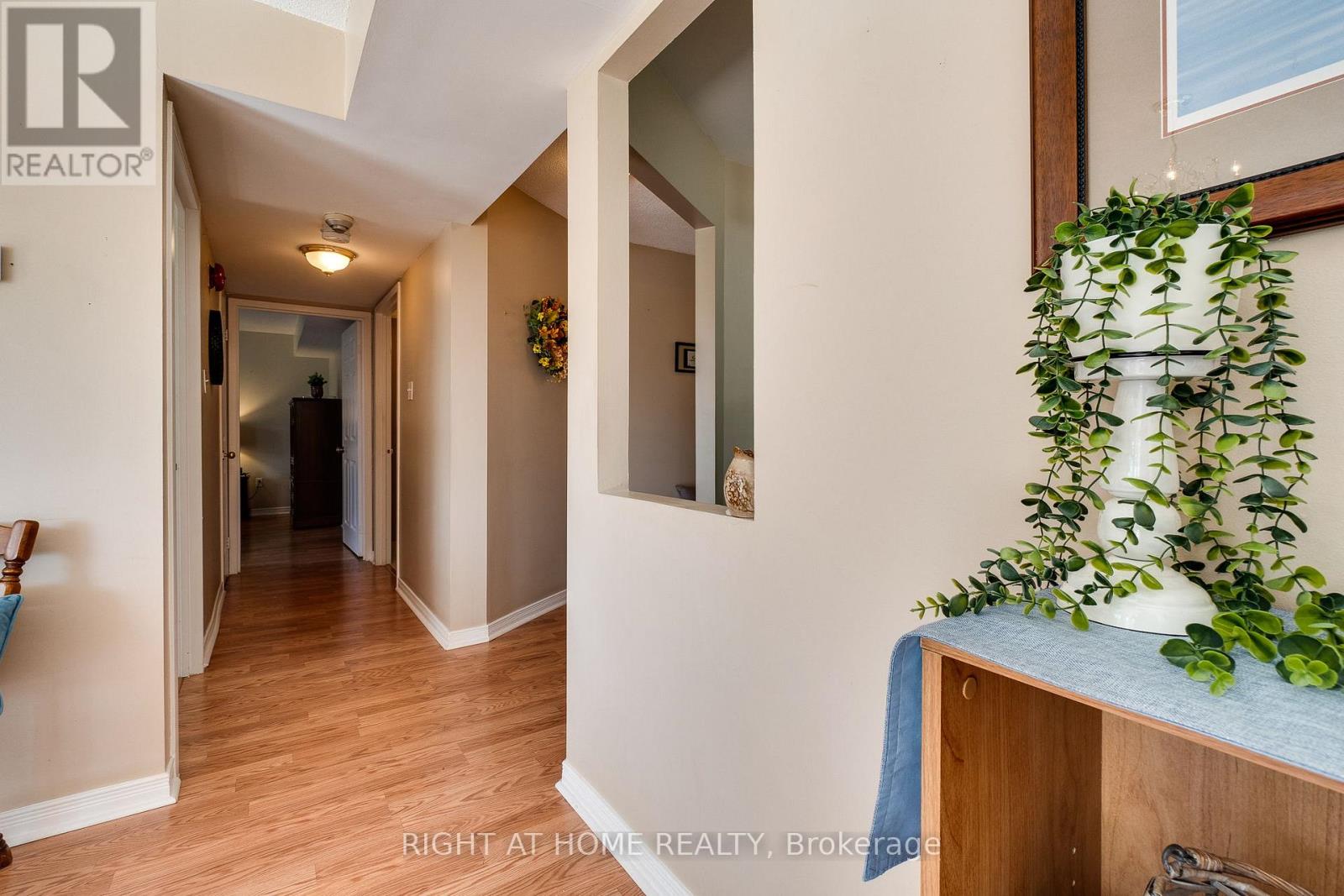 202 - 1071 Queens Avenue, Oakville (Cp College Park), Ontario  L6H 2R5 - Photo 24 - W12451377