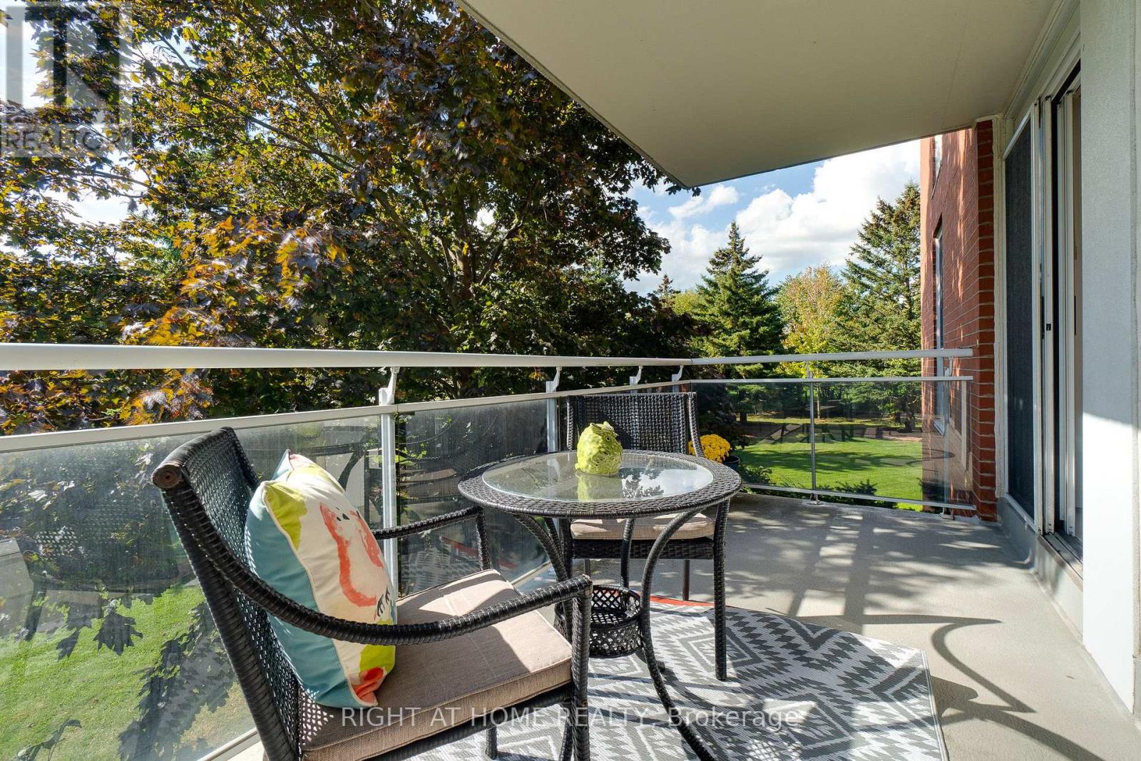 202 - 1071 Queens Avenue, Oakville (Cp College Park), Ontario  L6H 2R5 - Photo 37 - W12451377
