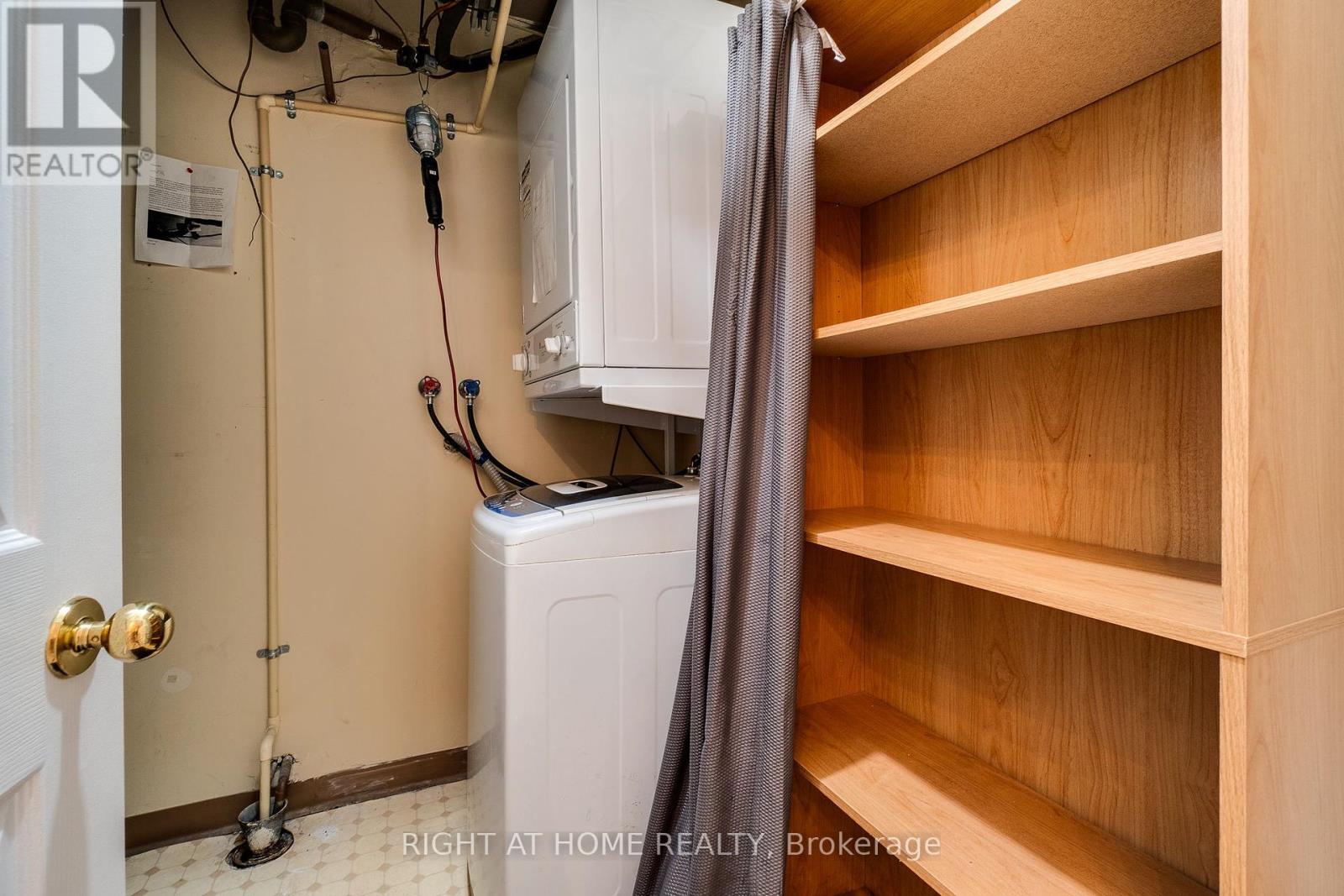202 - 1071 Queens Avenue, Oakville (Cp College Park), Ontario  L6H 2R5 - Photo 40 - W12451377