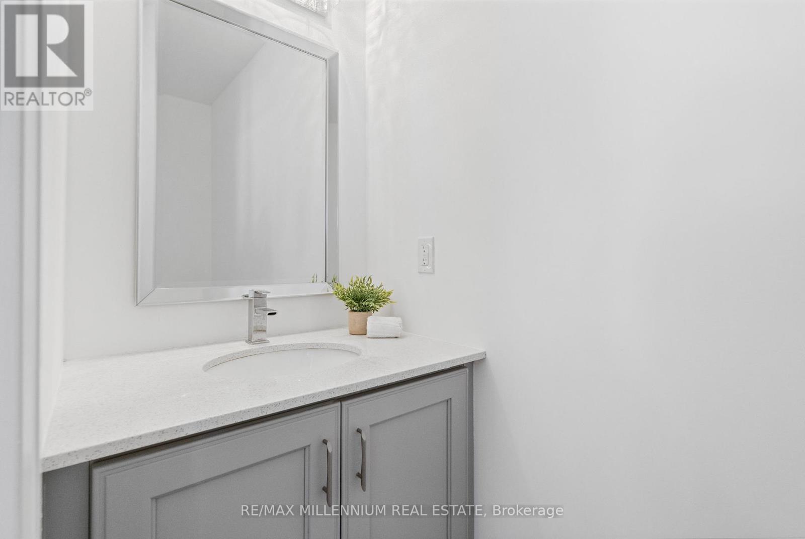 6 - 62 Preston Meadow Avenue, Mississauga (Hurontario), Ontario  L4Z 0C8 - Photo 17 - W12451425