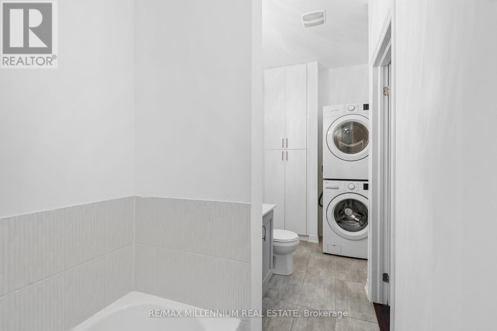 6 - 62 Preston Meadow Avenue, Mississauga (Hurontario), Ontario  L4Z 0C8 - Photo 30 - W12451425