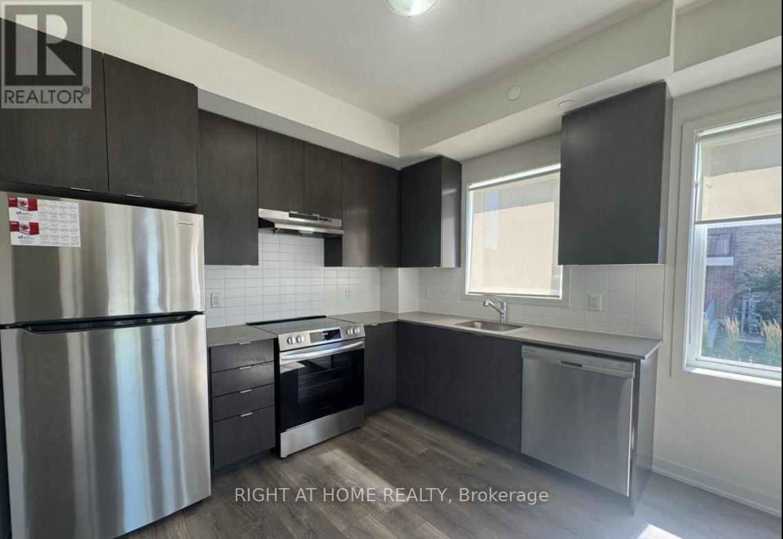 105 - 58 Sky Harbour Drive, Brampton, Ontario  L6Y 0C1 - Photo 2 - W12451437