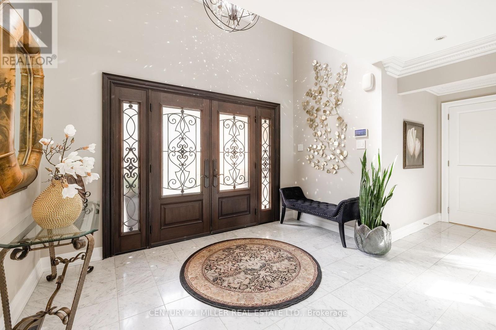 1213 Bowman Drive, Oakville, Ontario  L6M 2T4 - Photo 4 - W12384912