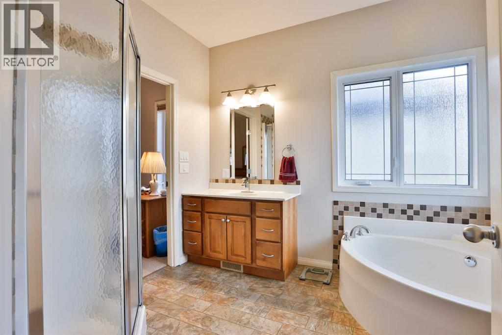 73n 2a Street, Magrath, Alberta  T0K 1J0 - Photo 15 - A2263041
