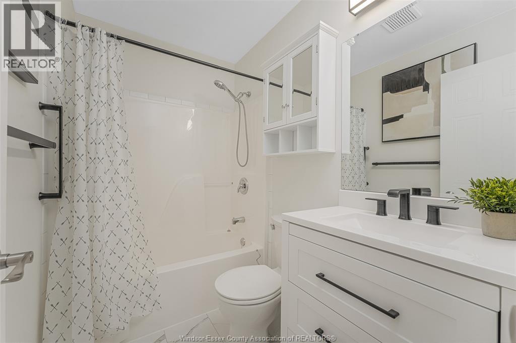 526 Rodfam, Windsor, Ontario  N9G 2W1 - Photo 29 - 25025652