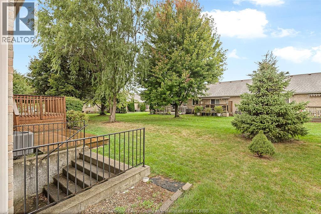 526 Rodfam, Windsor, Ontario  N9G 2W1 - Photo 5 - 25025652