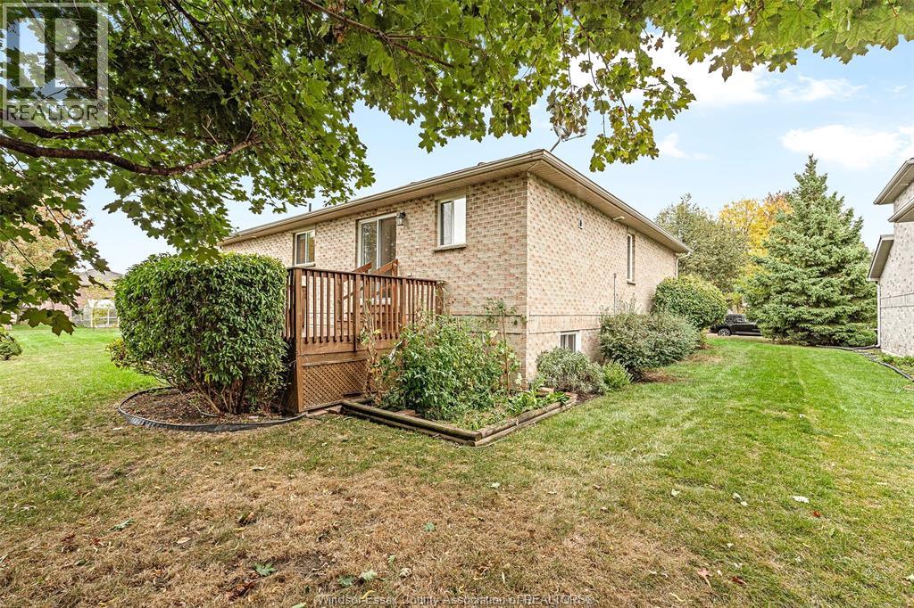 526 Rodfam, Windsor, Ontario  N9G 2W1 - Photo 9 - 25025652