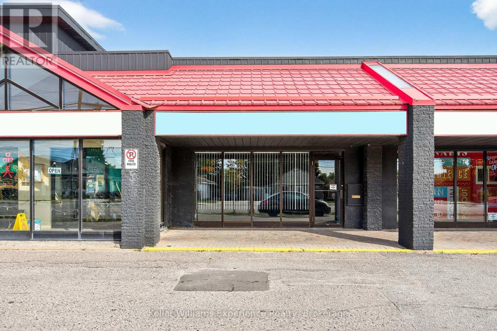 3 - 175 Main Street, Penetanguishene, Ontario  L9M 1L8 - Photo 1 - S12451465