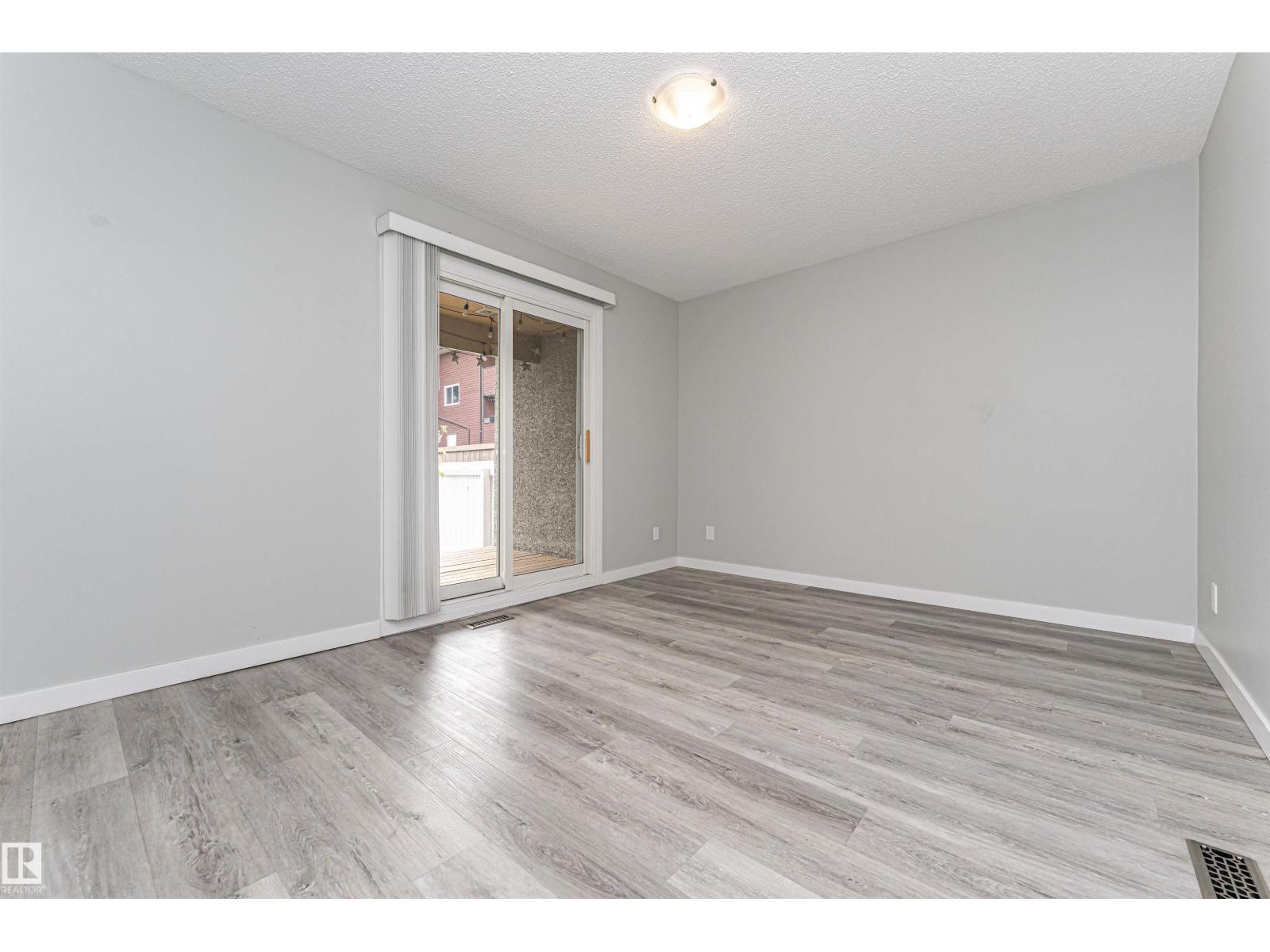 120 Kaskitayo Ct Nw, Edmonton, Alberta  T6J 3T3 - Photo 13 - E4460405