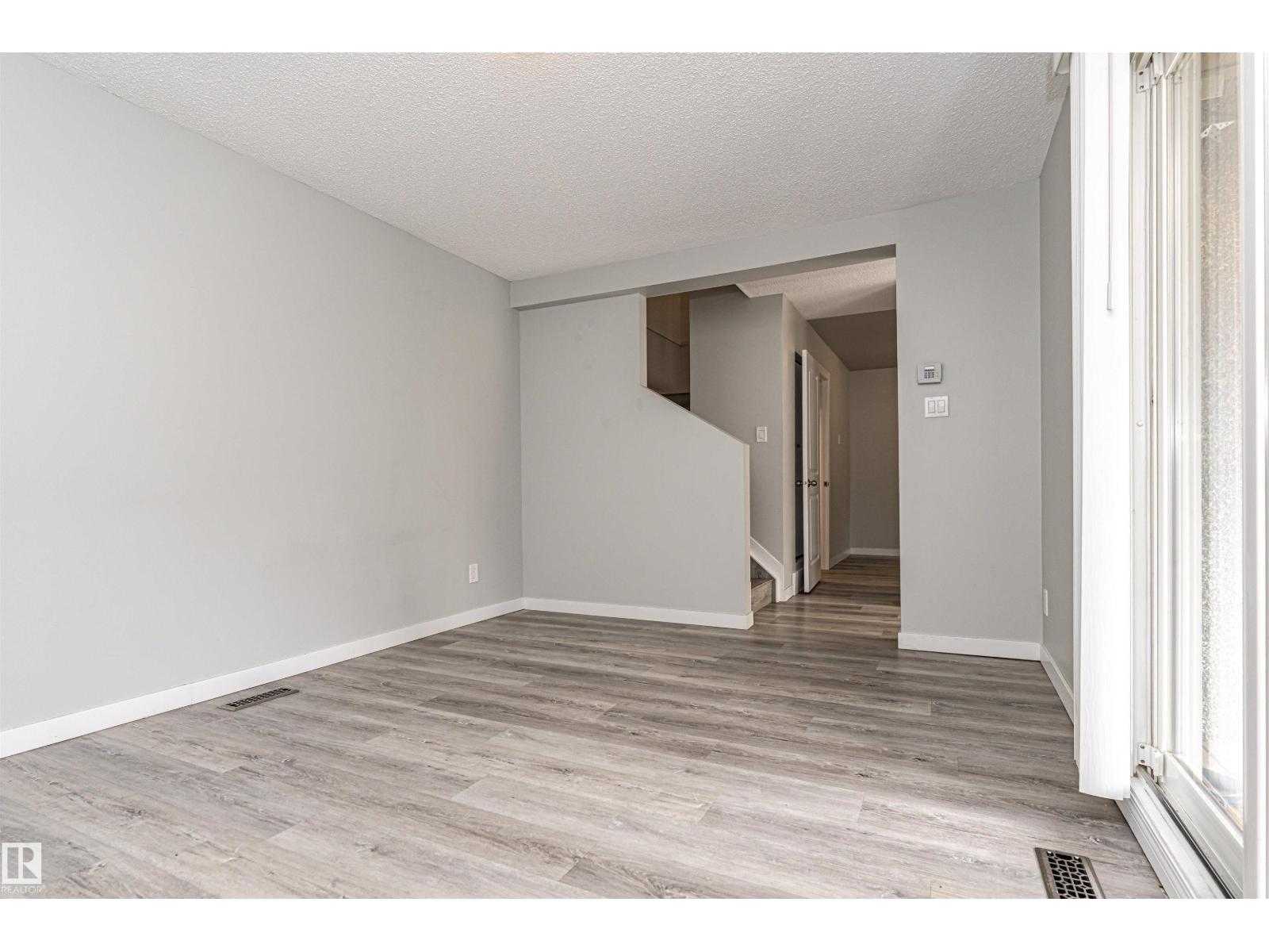 120 Kaskitayo Ct Nw, Edmonton, Alberta  T6J 3T3 - Photo 15 - E4460405