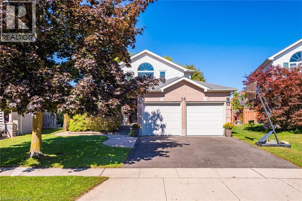 28 ENDEAVOUR Drive, Cambridge, Ontario