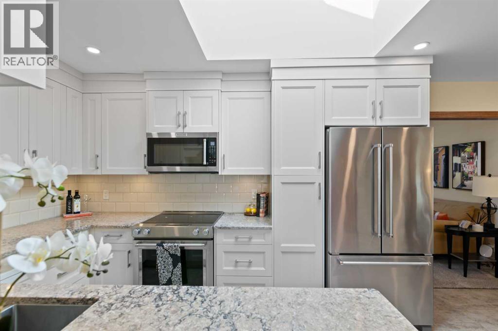 2224 24 Avenue Nw, Calgary, Alberta  T2M 1Z7 - Photo 5 - A2257380