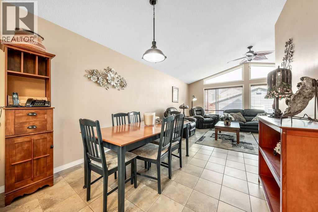 196 New Brighton Green Se, Calgary, Alberta  T2Z 0J8 - Photo 6 - A2261539