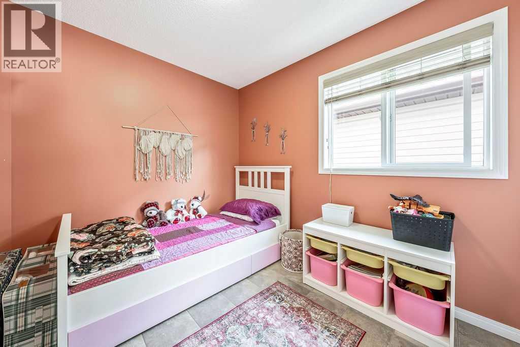 196 New Brighton Green Se, Calgary, Alberta  T2Z 0J8 - Photo 11 - A2261539