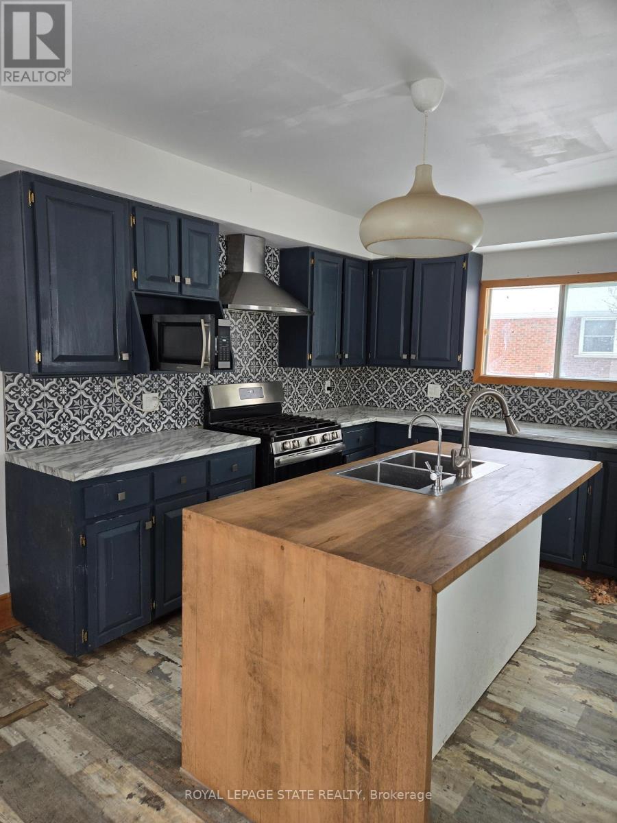 347 Birmingham Street, Stratford, Ontario  N5A 2T9 - Photo 9 - X12451335