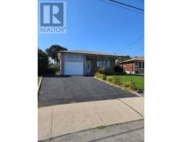 139 NUGENT DRIVE, Hamilton, Ontario