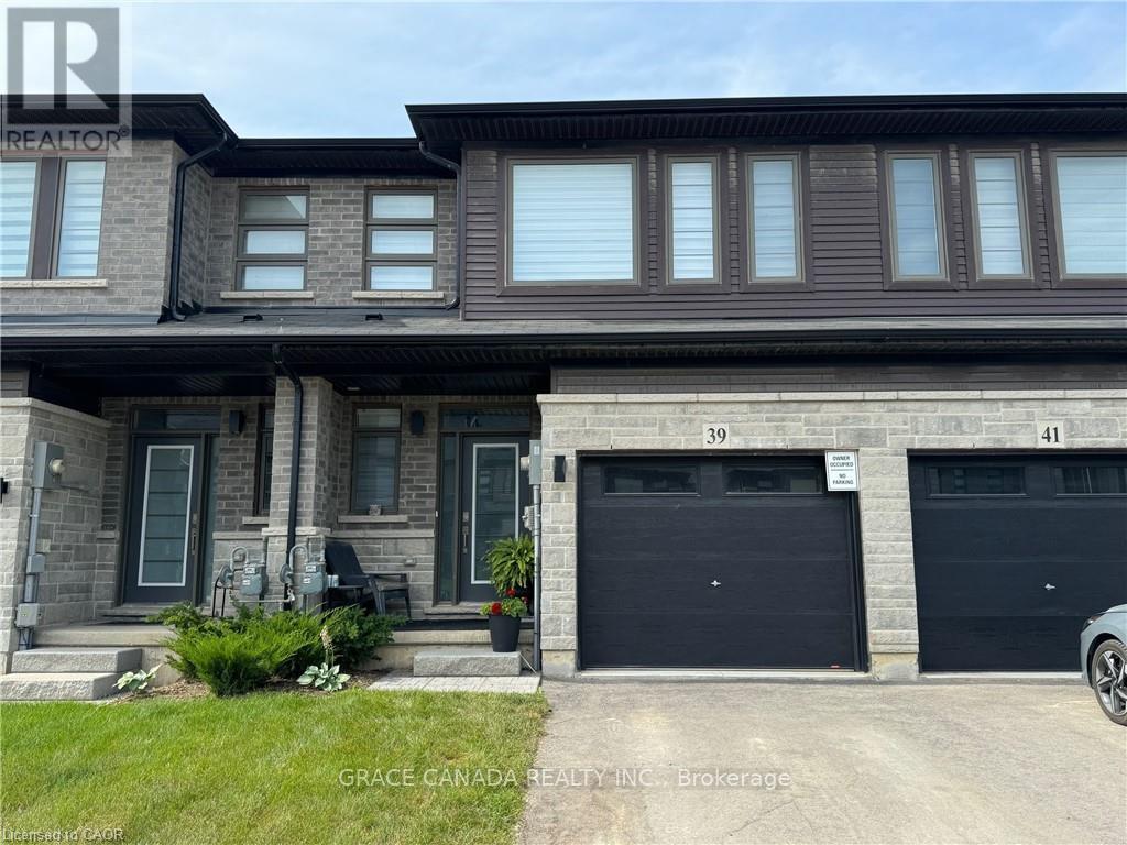 39 JUNE CALLWOOD WAY, Brantford, Ontario
