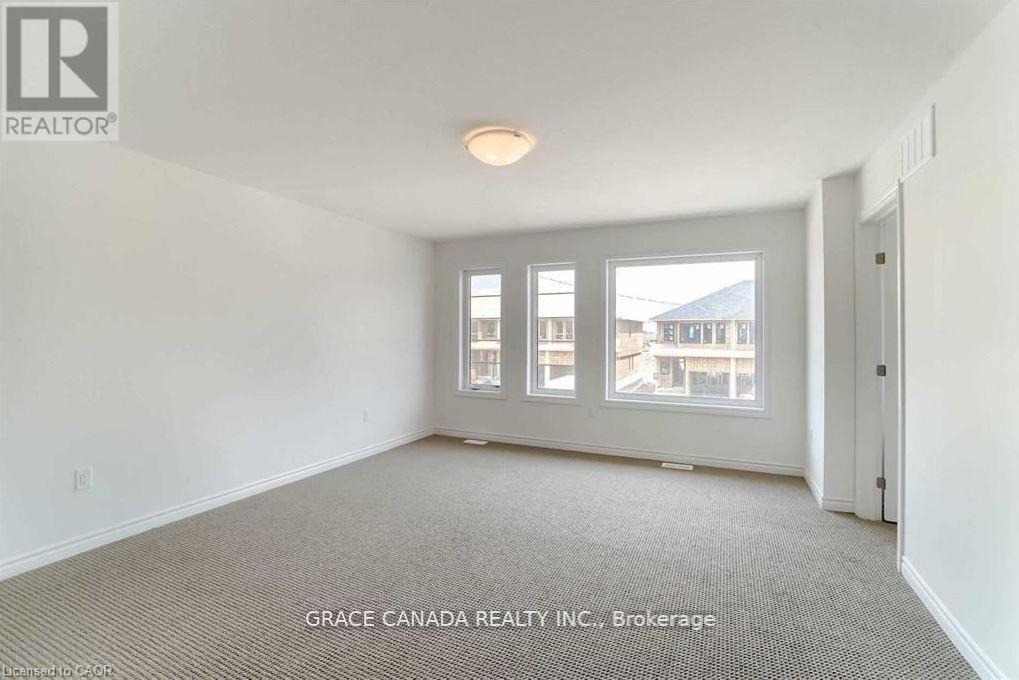 39 June Callwood Way, Brantford, Ontario  N3T 0V1 - Photo 10 - X12451353