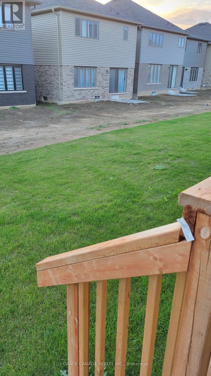 39 June Callwood Way, Brantford, Ontario  N3T 0V1 - Photo 20 - X12451353