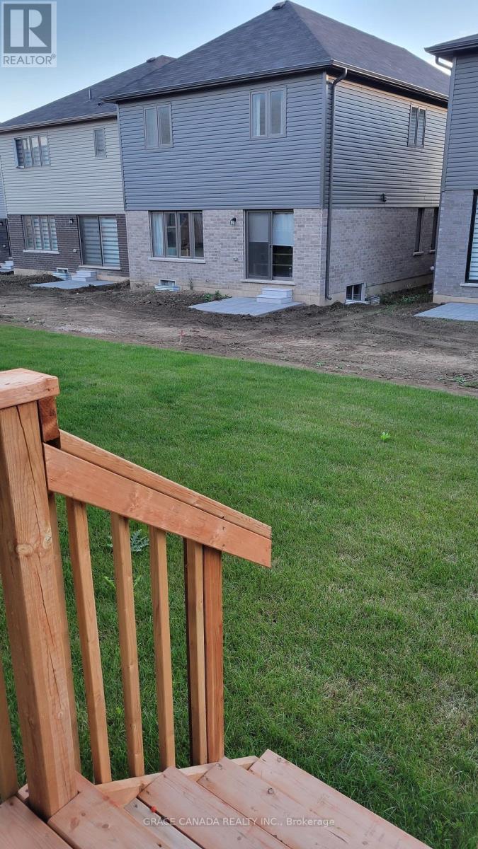 39 June Callwood Way, Brantford, Ontario  N3T 0V1 - Photo 23 - X12451353