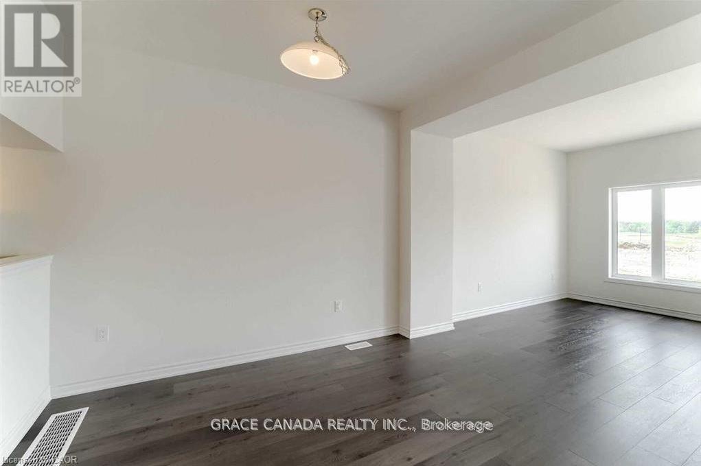39 June Callwood Way, Brantford, Ontario  N3T 0V1 - Photo 4 - X12451353