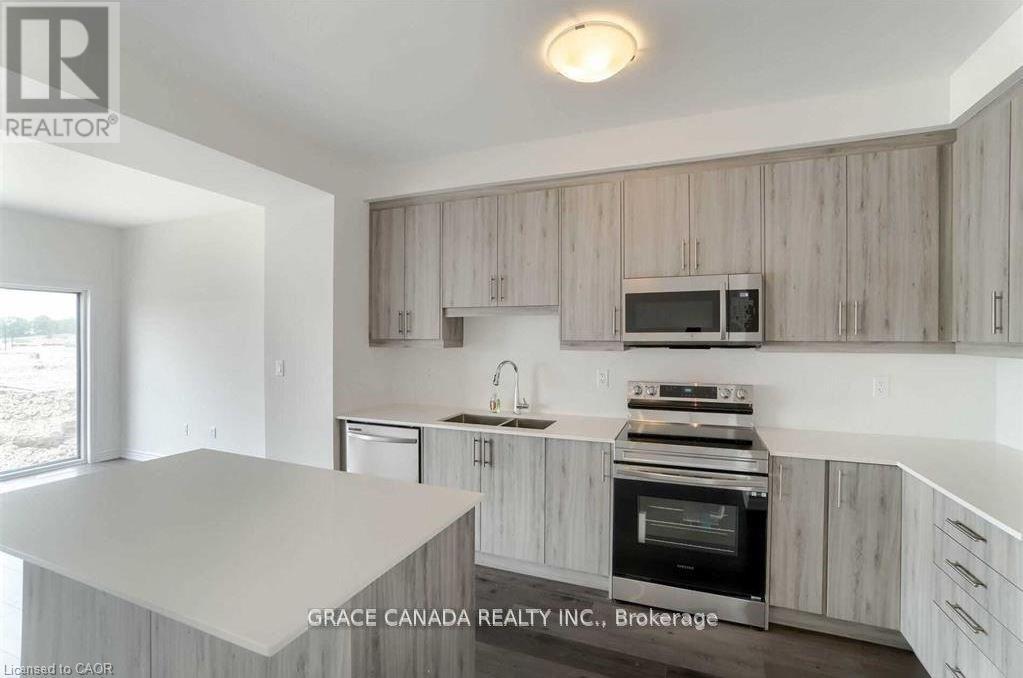 39 June Callwood Way, Brantford, Ontario  N3T 0V1 - Photo 8 - X12451353