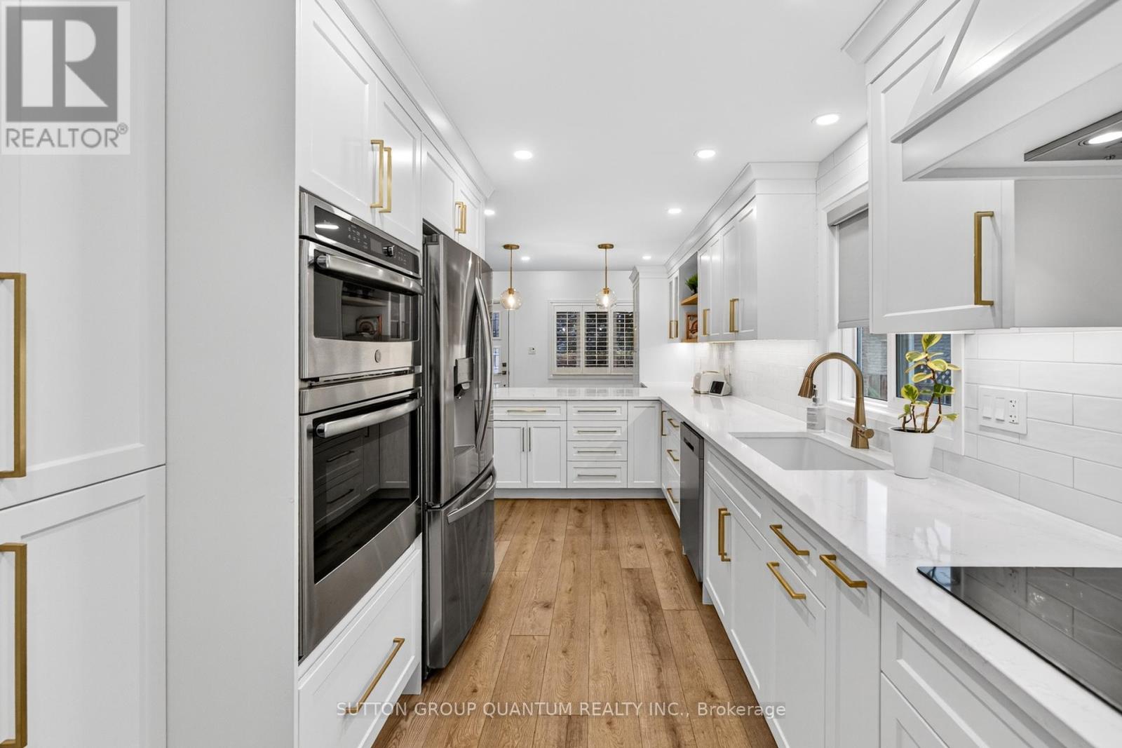 28 Endeavour Drive, Cambridge, Ontario  N3C 4C4 - Photo 10 - X12451393