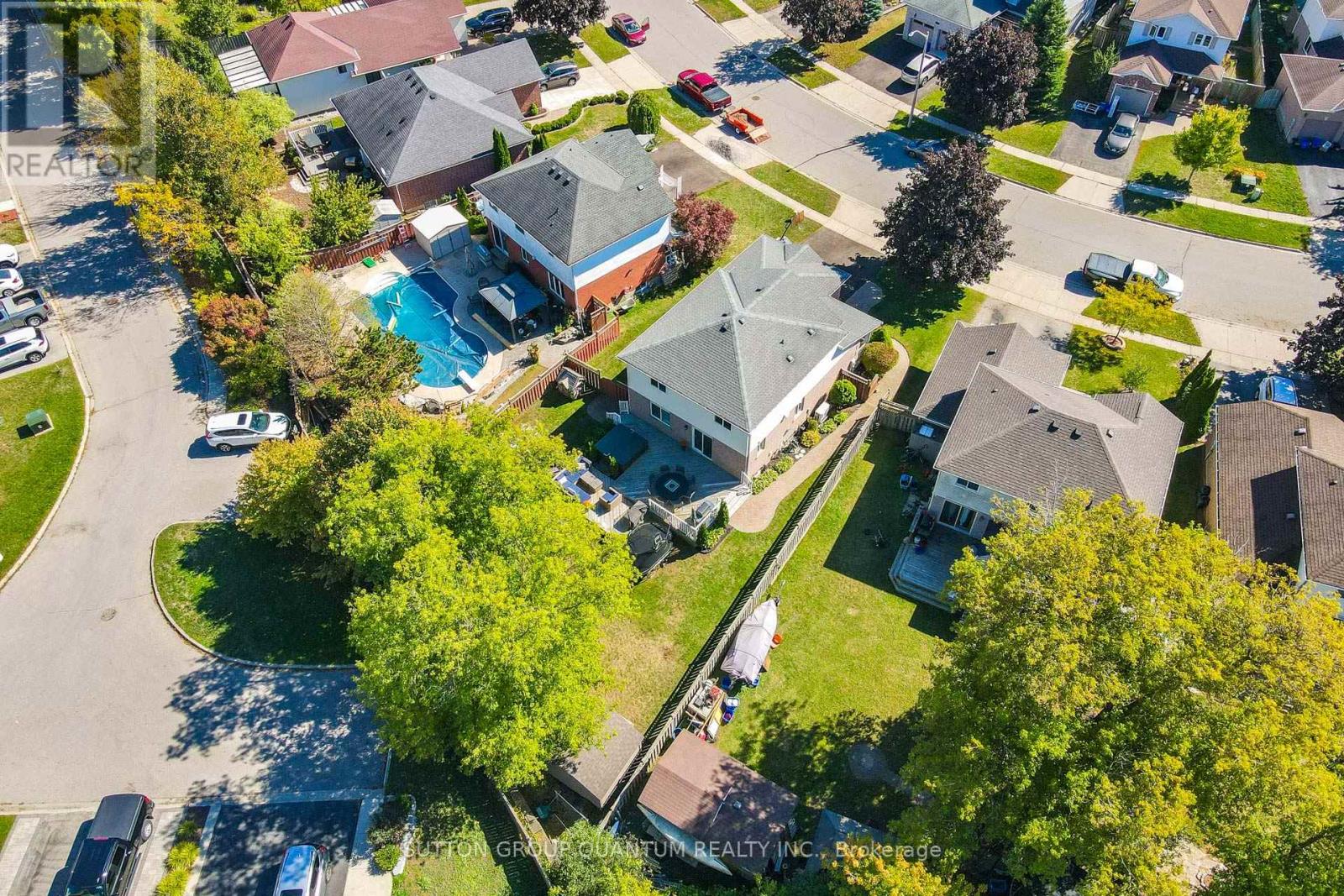 28 Endeavour Drive, Cambridge, Ontario  N3C 4C4 - Photo 45 - X12451393