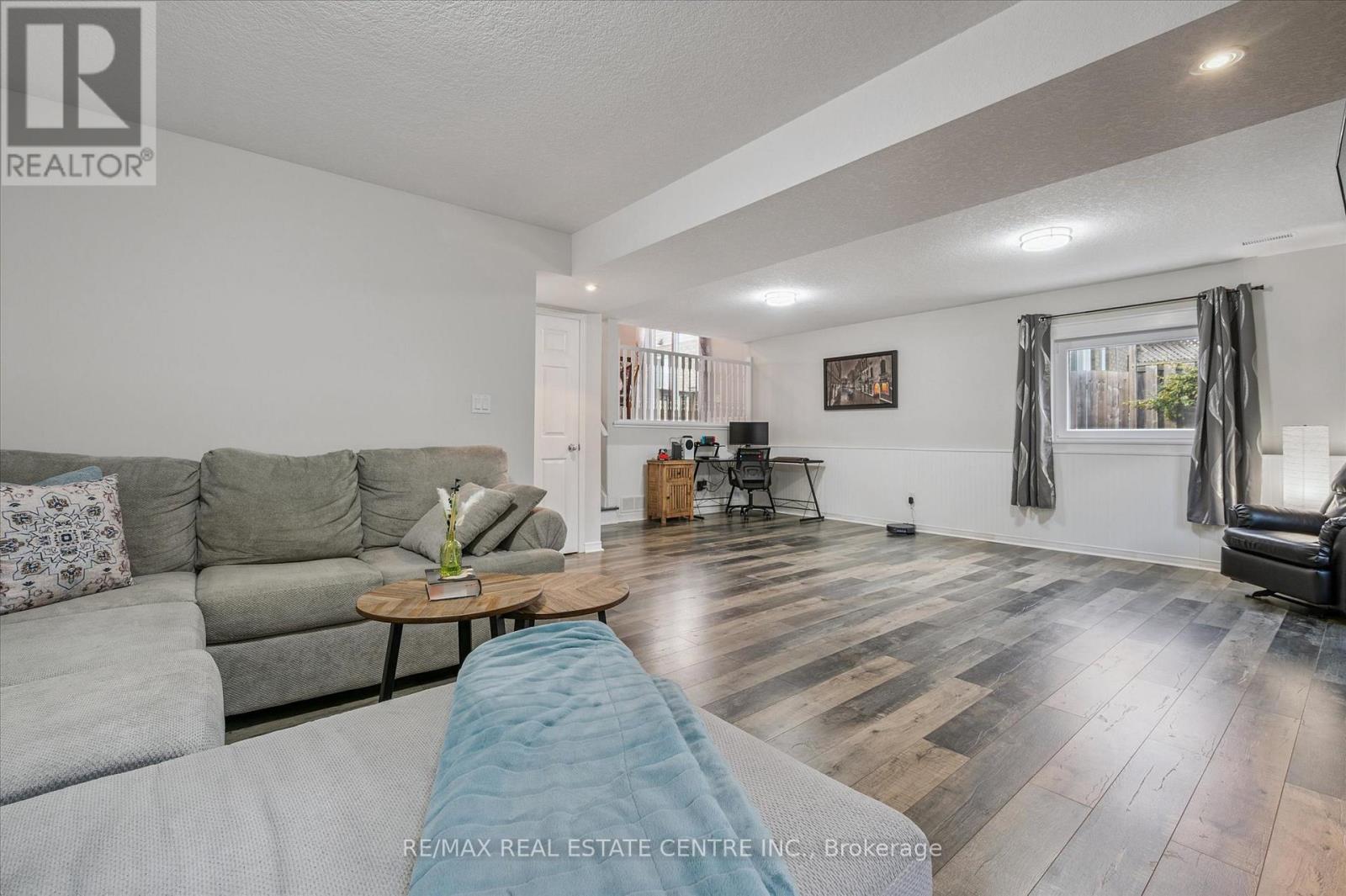 57 Muscovey Drive, Woolwich, Ontario  N3B 3M6 - Photo 13 - X12451417