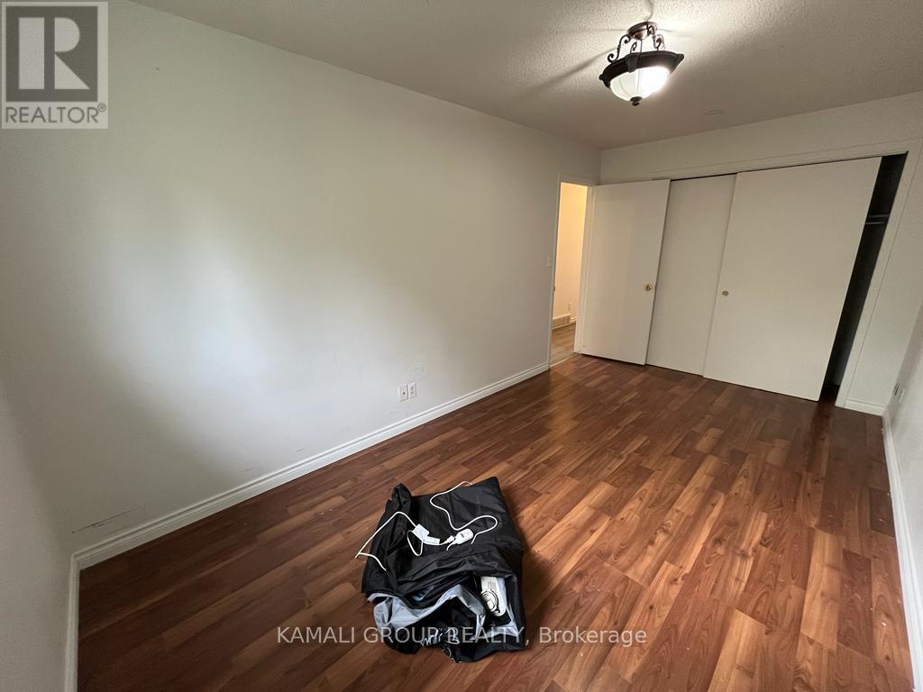 Main - 38 Mayfair Drive, Welland, Ontario  L3C 7A2 - Photo 12 - X12451435