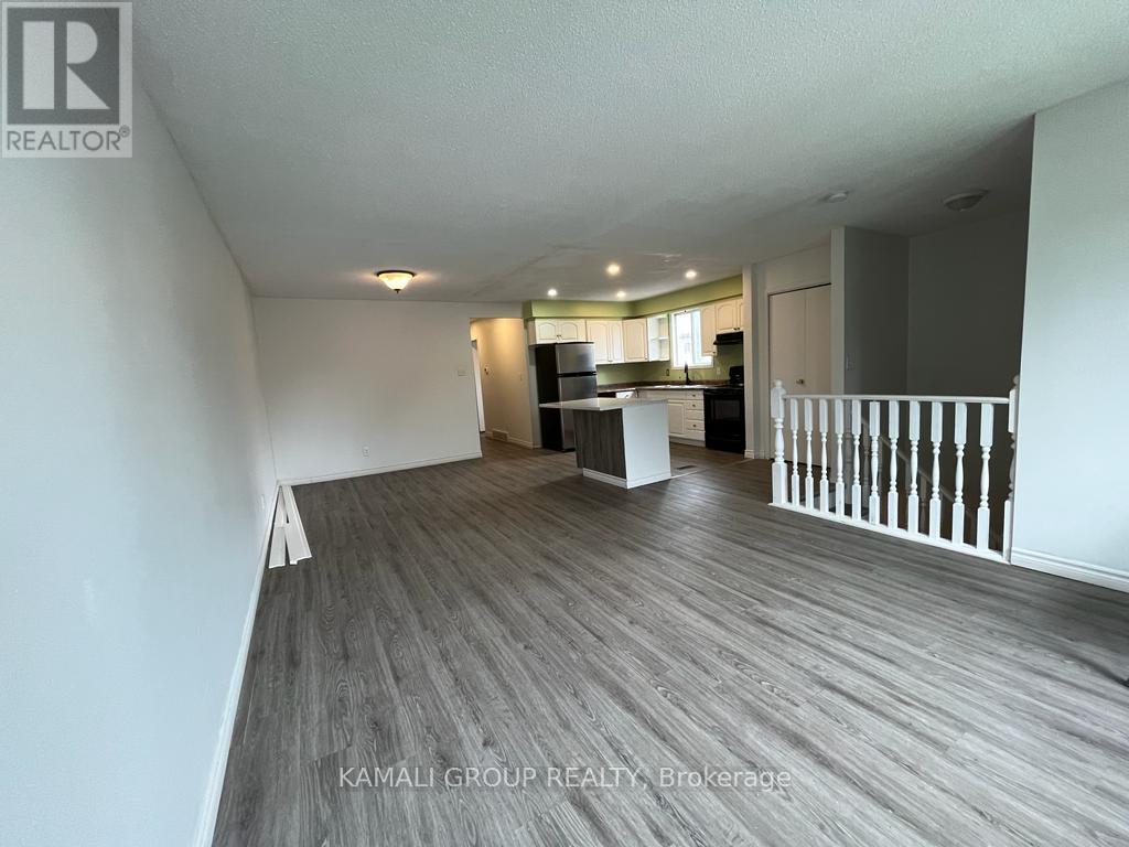 Main - 38 Mayfair Drive, Welland, Ontario  L3C 7A2 - Photo 4 - X12451435