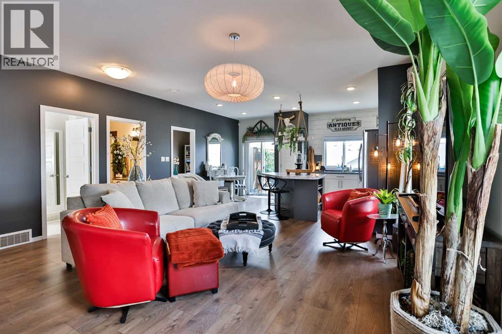 Property at 35 Kensington Road W image 3
