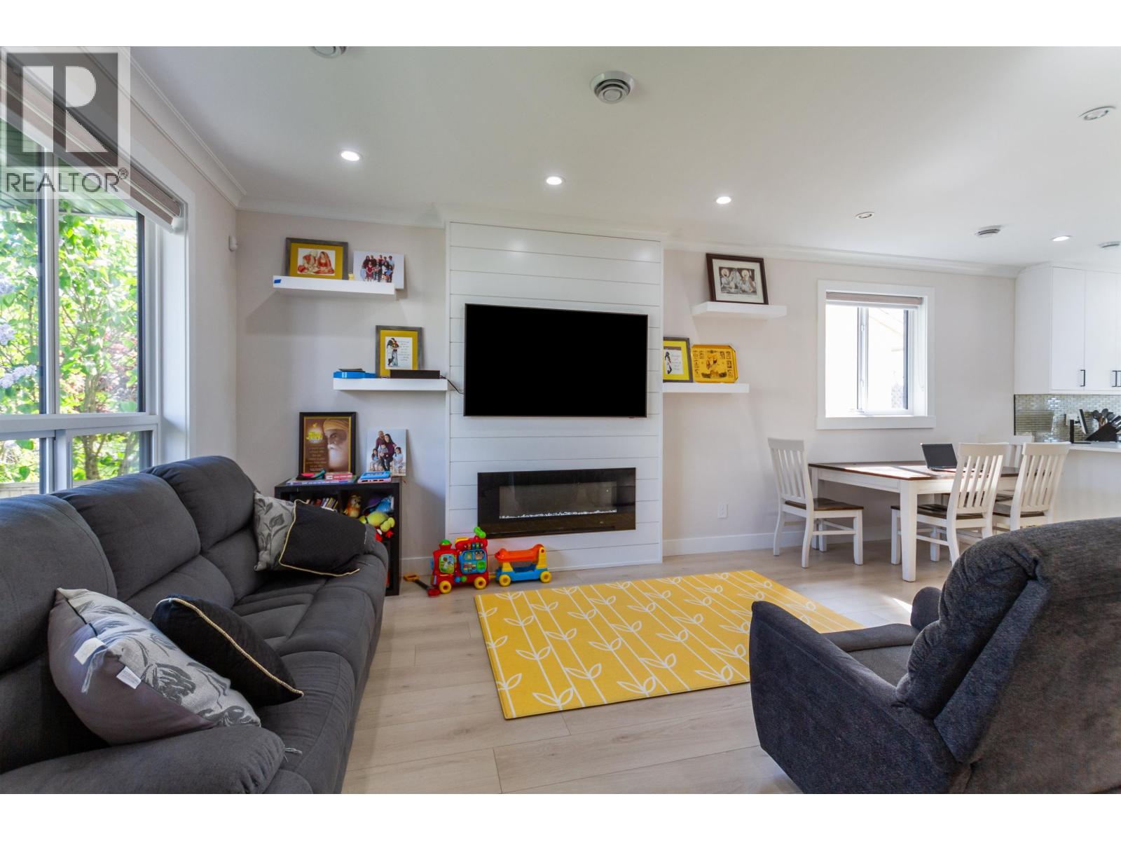 103 954 Edgar Avenue, Coquitlam, British Columbia  V3K 2J9 - Photo 4 - R3054161