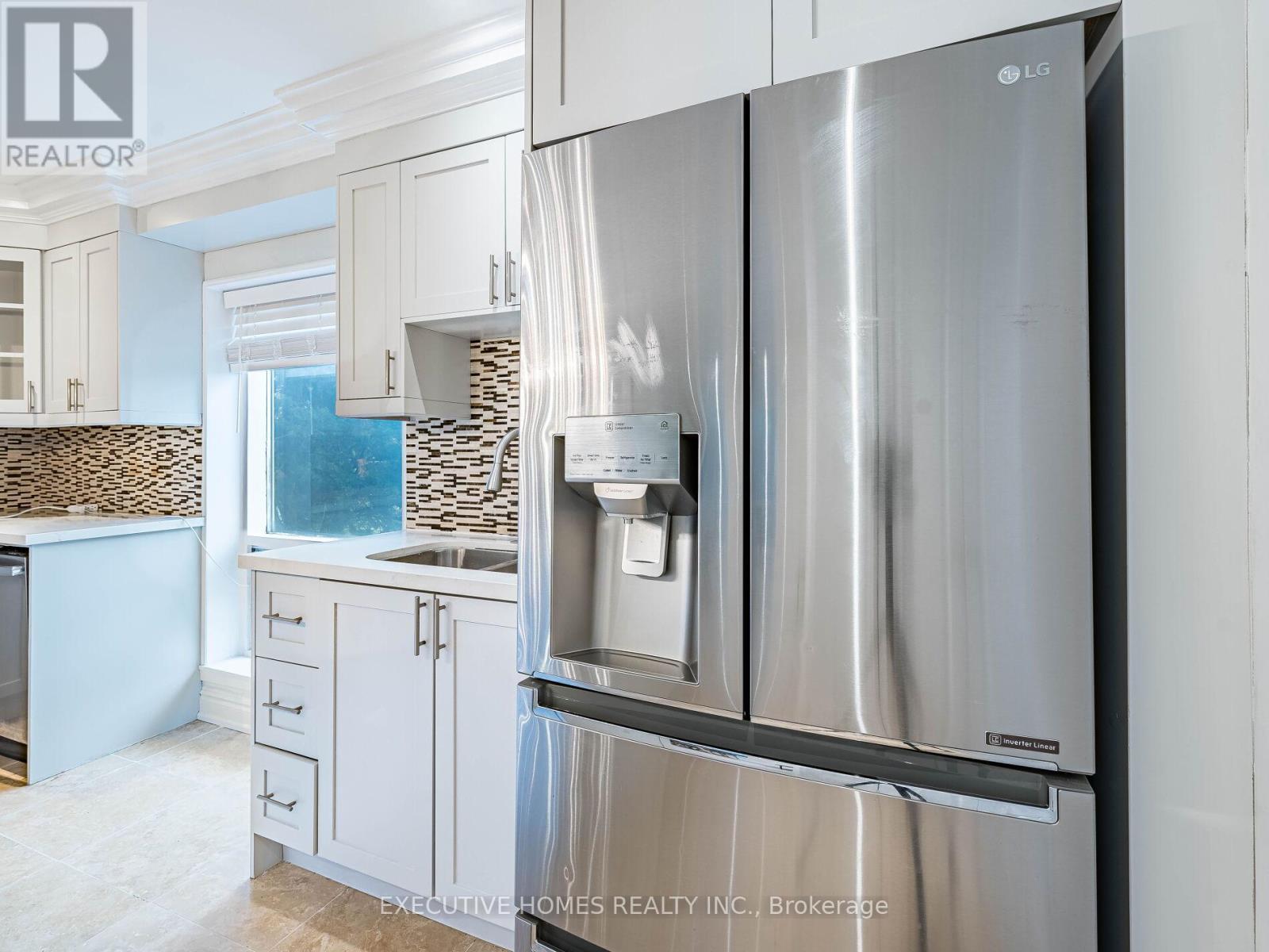 210 - 55 Rameau Drive E, Toronto (Hillcrest Village), Ontario  M2H 1T6 - Photo 16 - C12451084