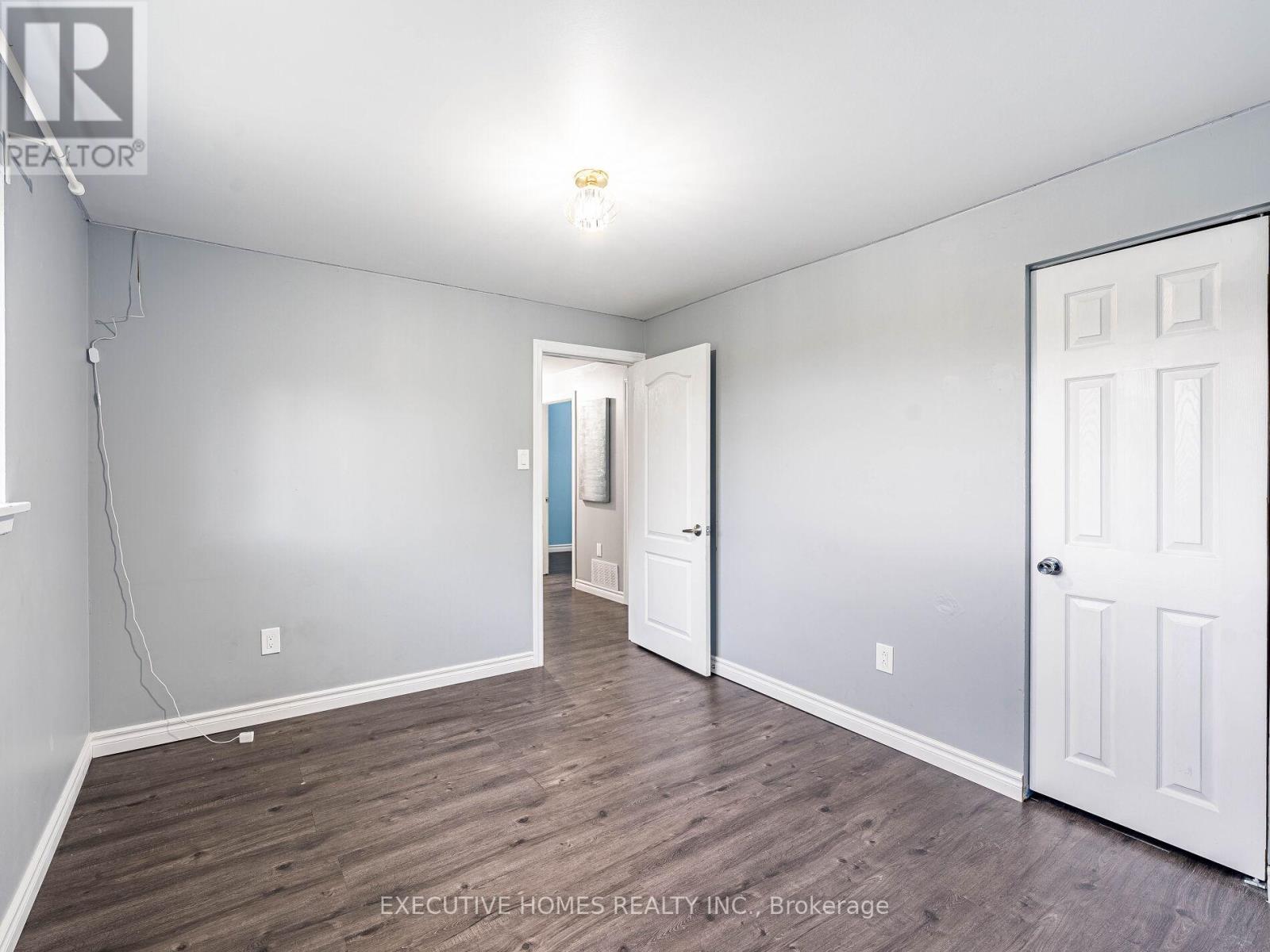 210 - 55 Rameau Drive E, Toronto (Hillcrest Village), Ontario  M2H 1T6 - Photo 32 - C12451084