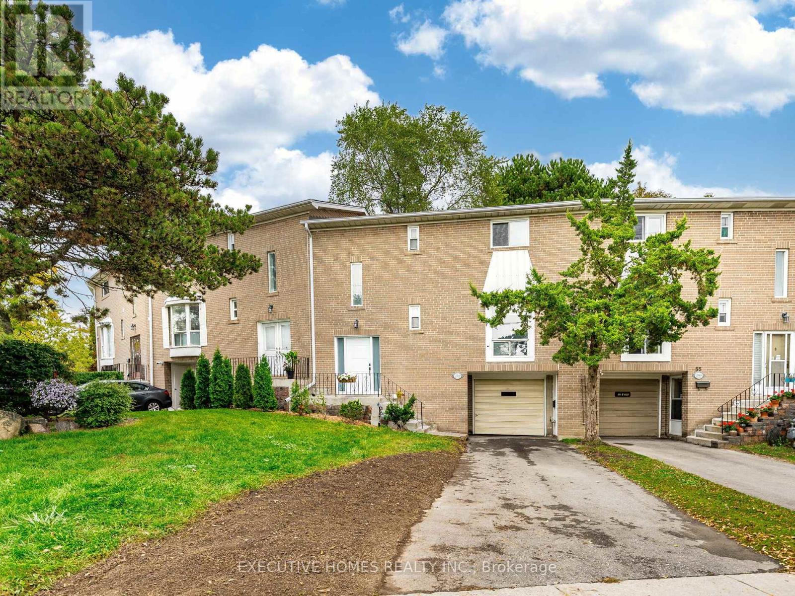 210 - 55 Rameau Drive E, Toronto (Hillcrest Village), Ontario  M2H 1T6 - Photo 6 - C12451084