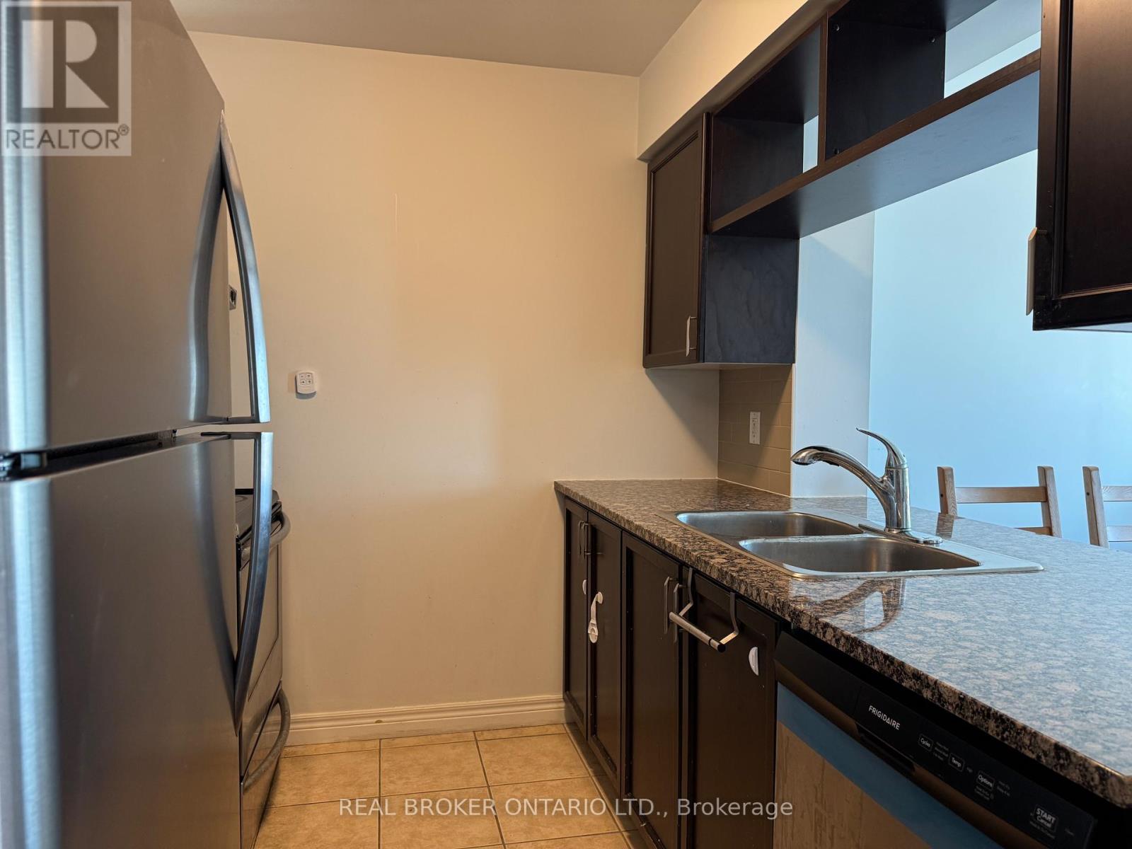 2703 - 60 Town Centre Court, Toronto, Ontario  M1P 0B1 - Photo 8 - E12406400